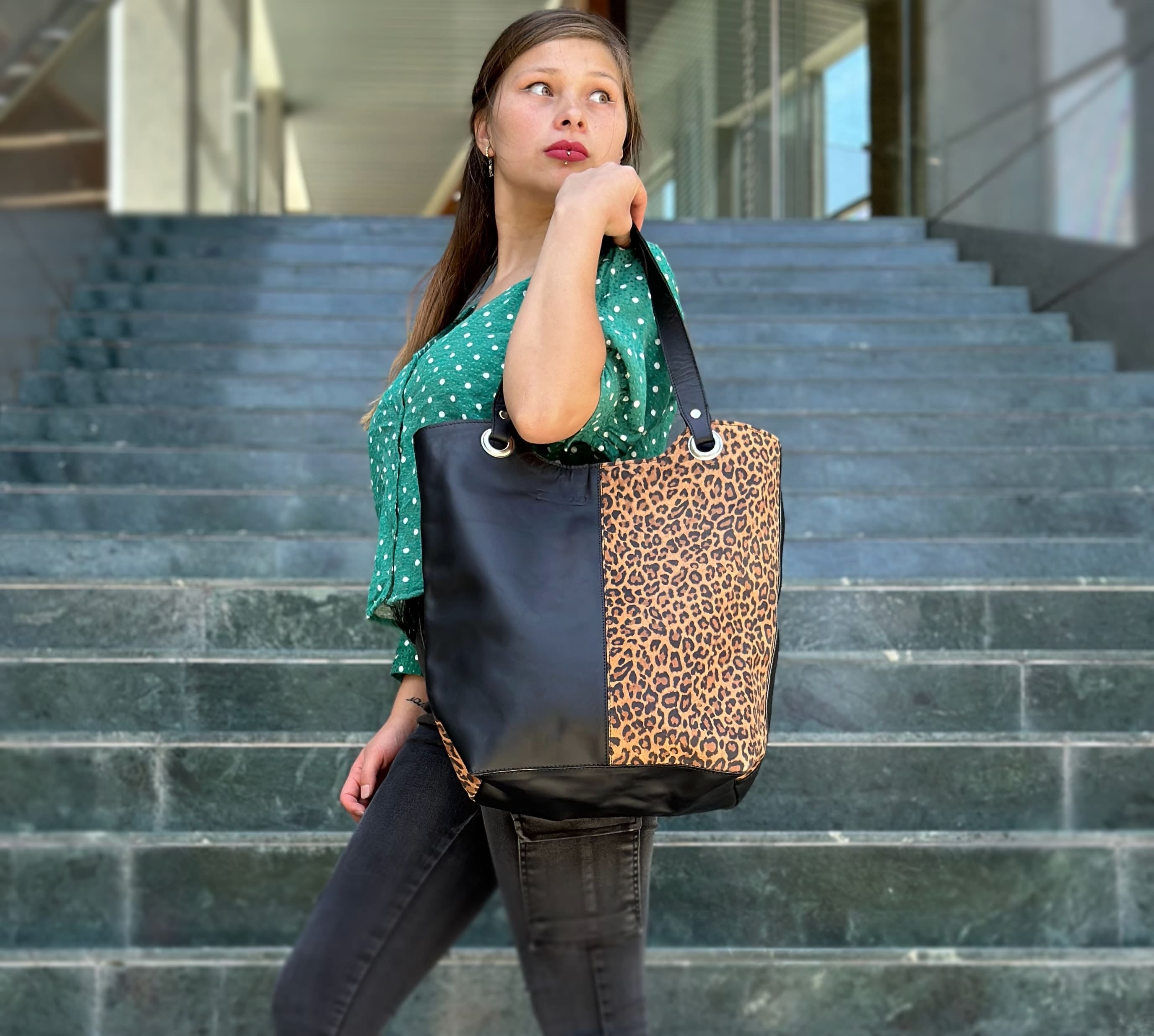cartera_cuero_regalo_mujer_accesorios_handbag_cupertino_1.jpg