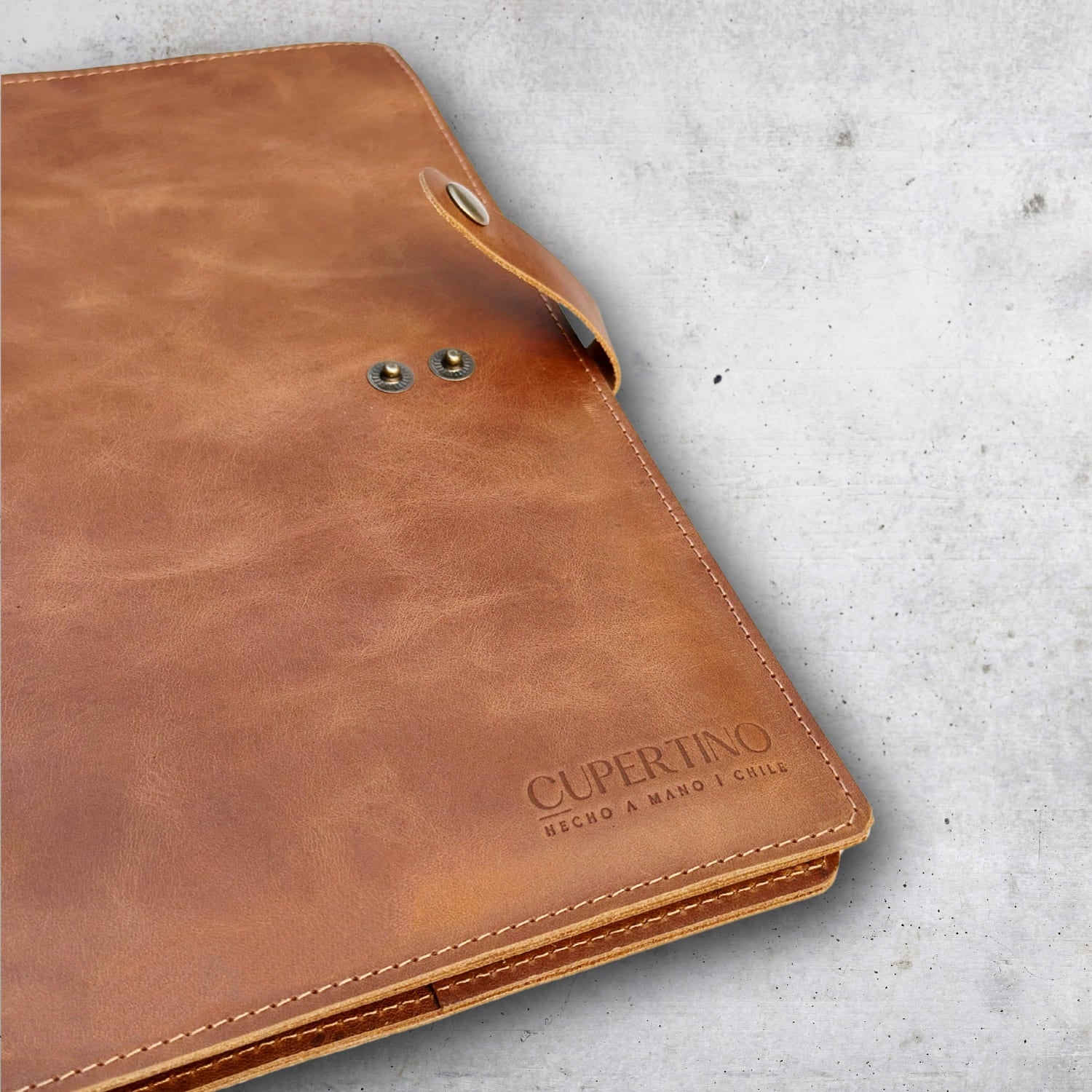 funda_de_cuero_tablet_ipad_5.jpg