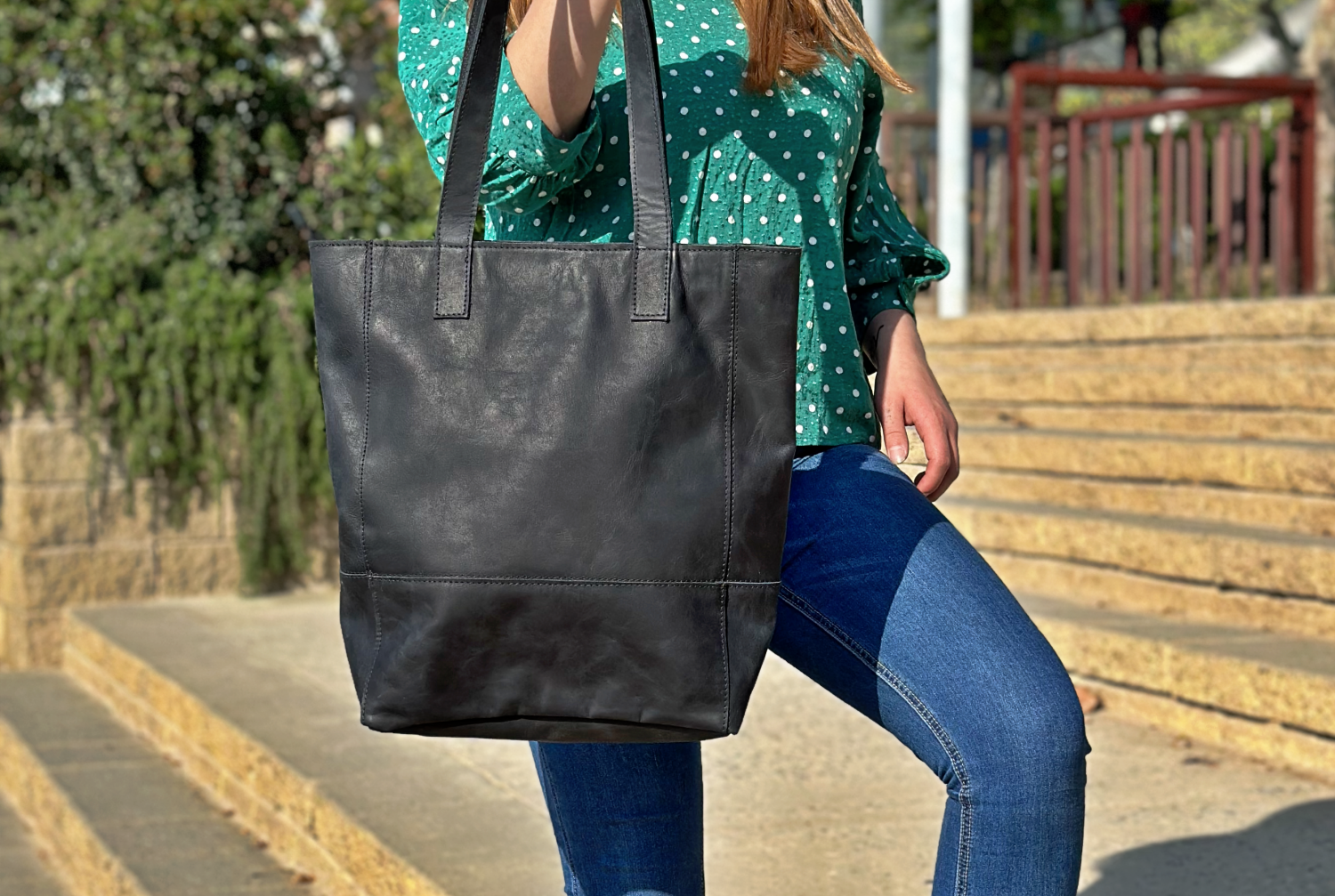 Mochilas, carteras de cuero