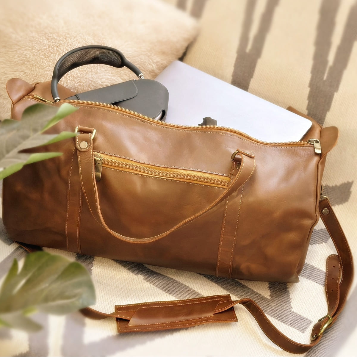 bolsos_de_viaje_cuero.jpg