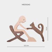 Figura Decorativa de Madera - Hombre Sentado y Gato - Cupertino - figura de madera - figura madera -