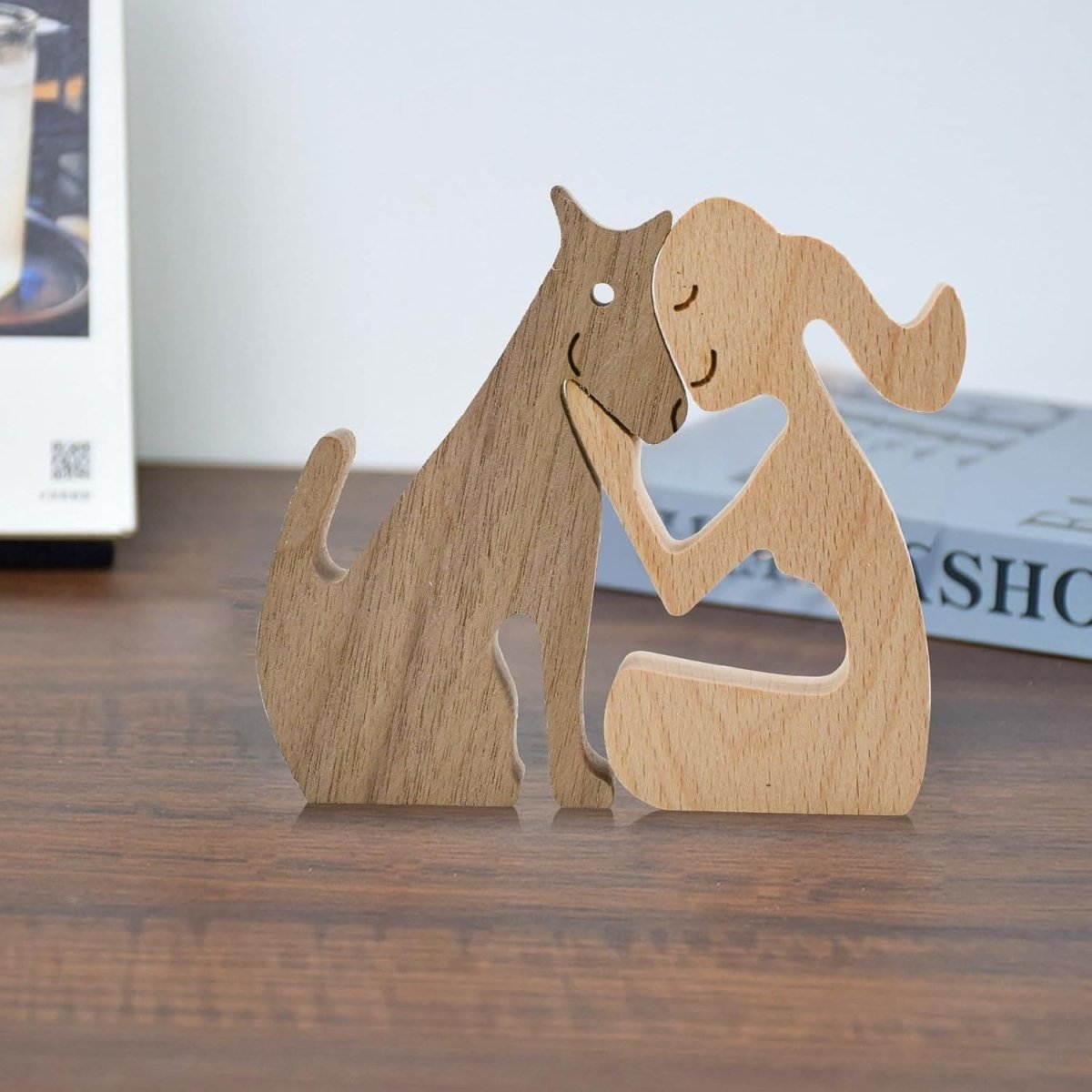 Figura Decorativa de Madera - Mujer y Perro - Cupertino - figura de madera - figura madera -
