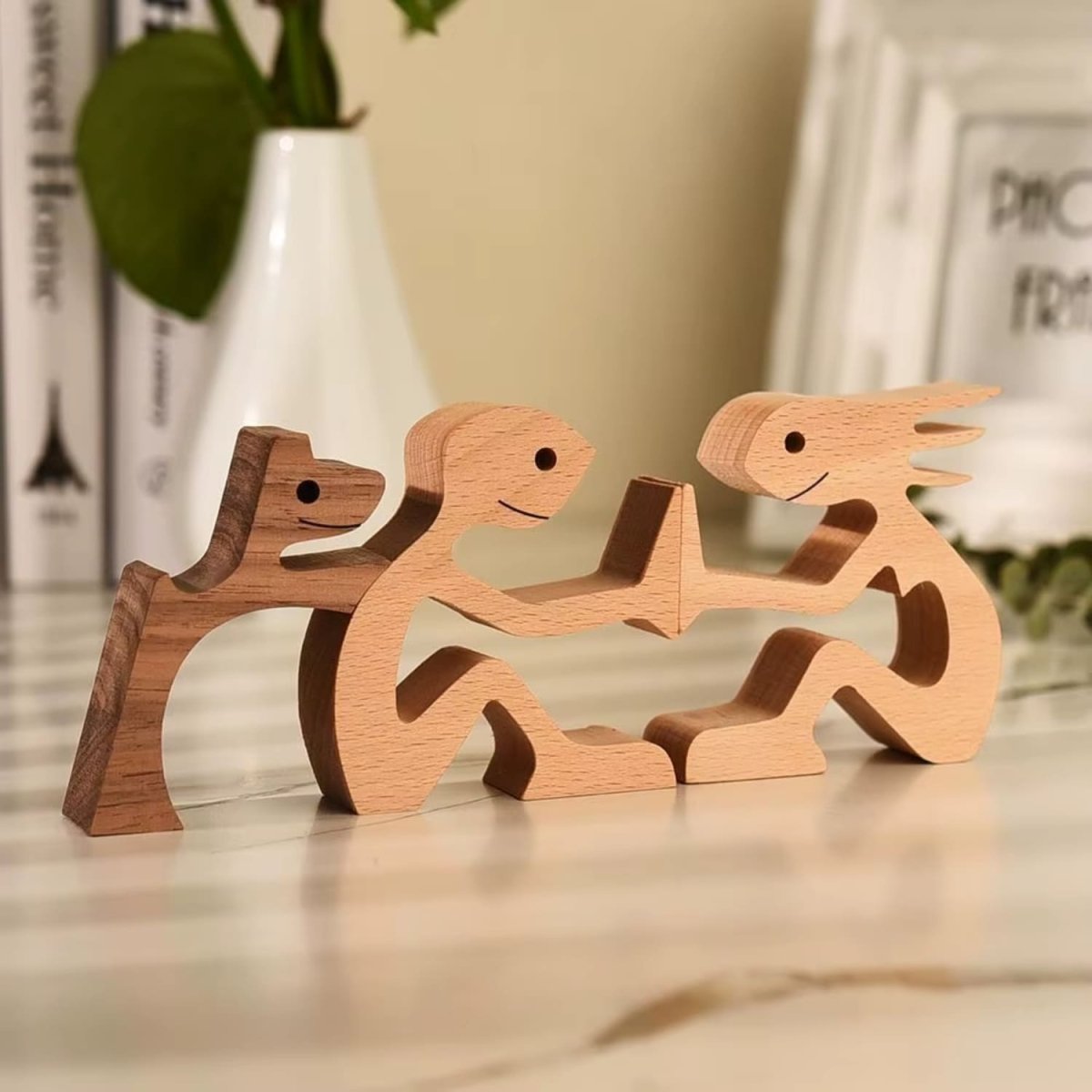 Figura Decorativa de Madera - Pareja y Perro - Cupertino - figura de madera - figura madera -