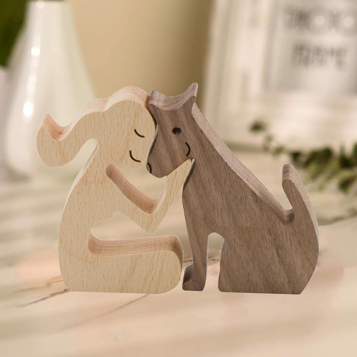 Figura Decorativa de Madera - Mujer y Perro
