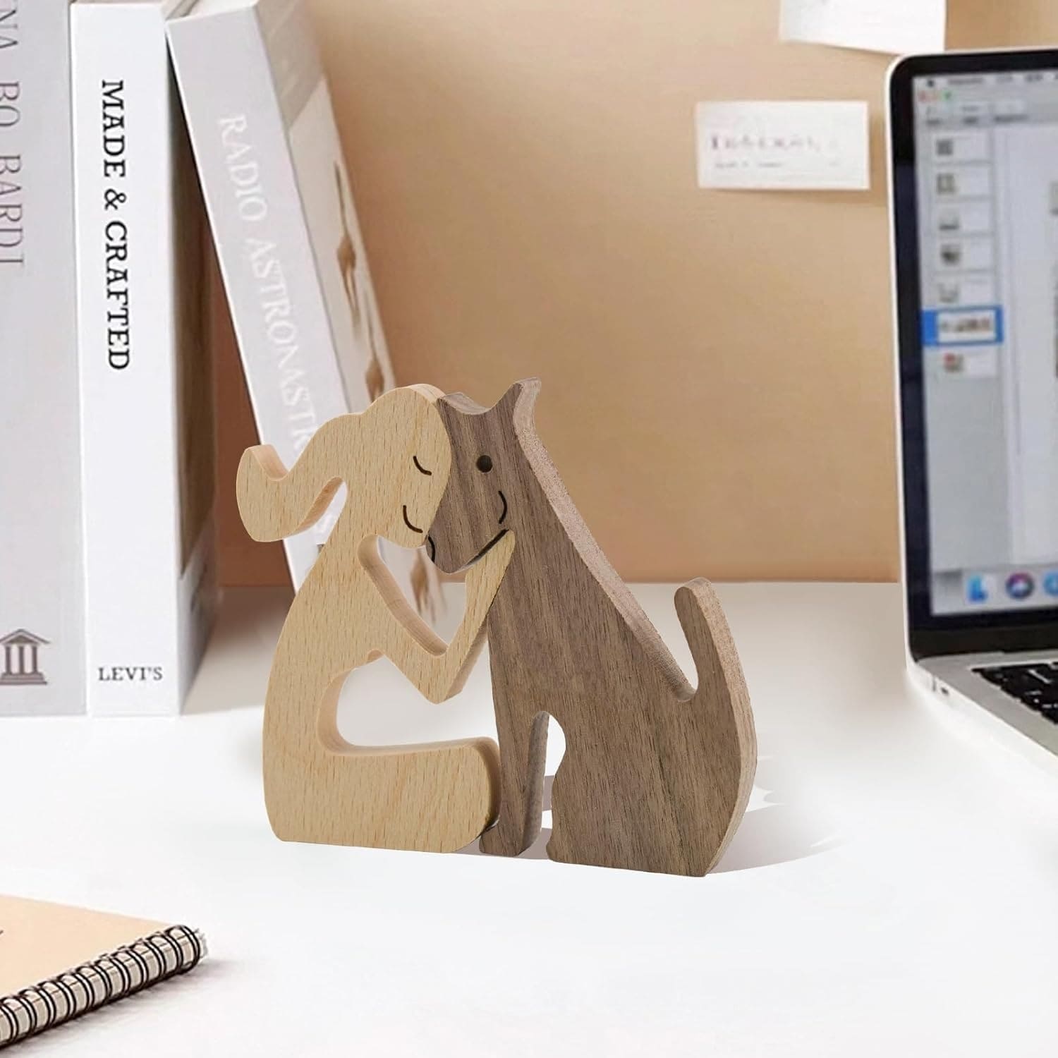 figura-madera-mujer-perro_6.jpg
