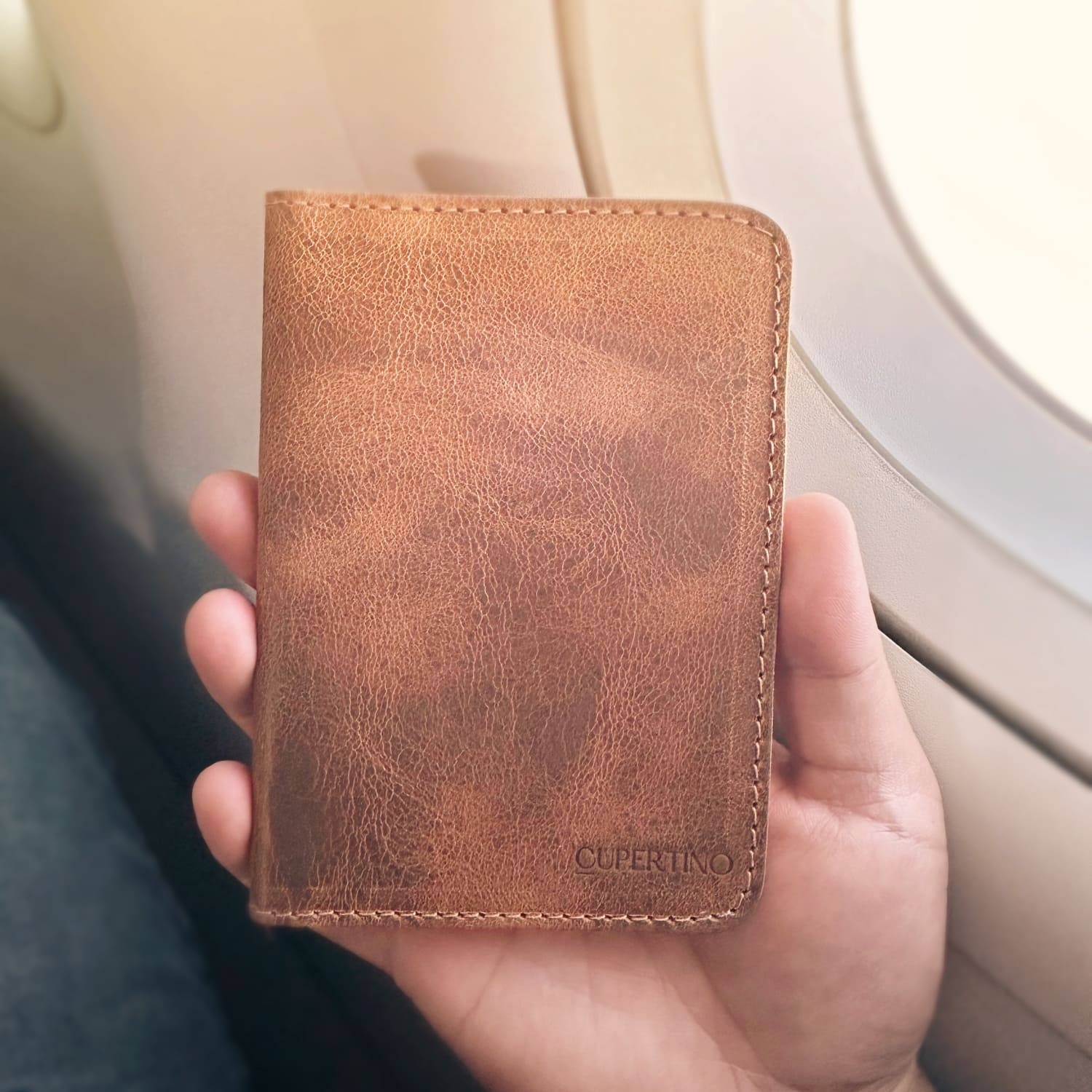 portapasaporte_vintage_cupertino_accesorios_cuero_funda-pasaporte_35719961-0b66-4654-98ad-f1f1995485a1.jpg